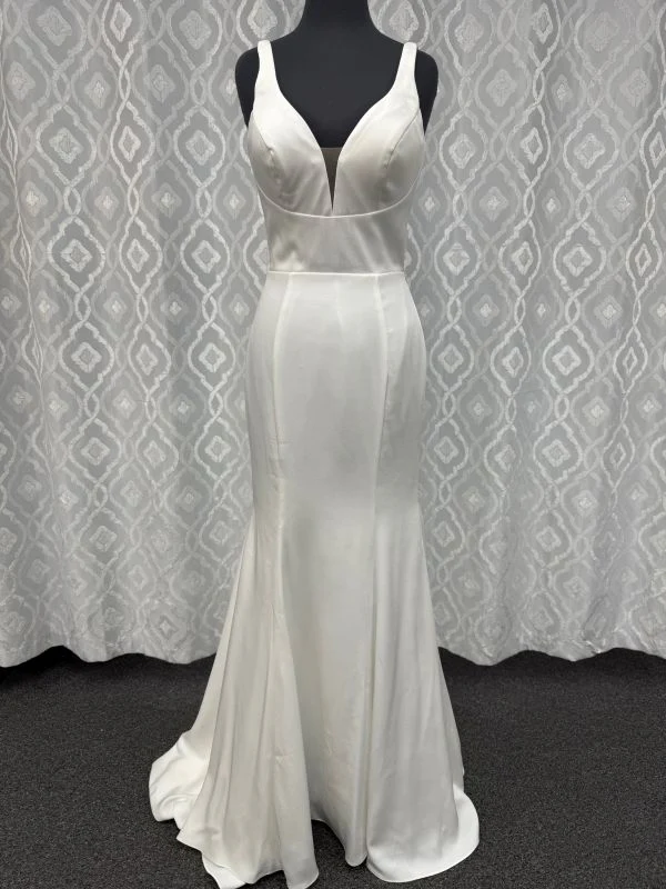 Bridal Sense Size 4 6101 Ivory Gown