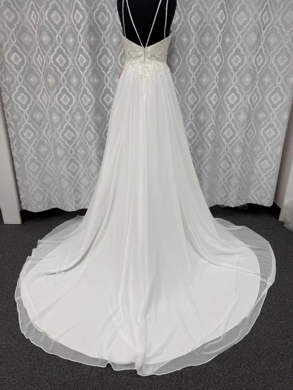 Bridal Sense Size 6 6126 Ivory Gown - Image 2