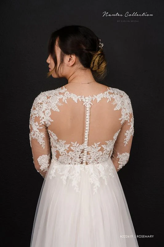 Size 20W Evelyn Bridals N222619 Rosemary Ivory Gown - Image 4