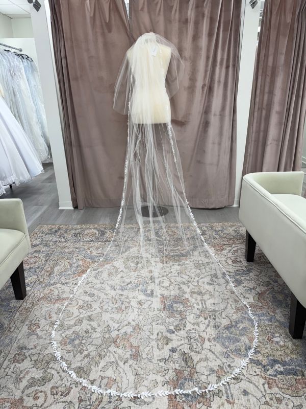 Ivory Size 30x120 Private Collection Veil