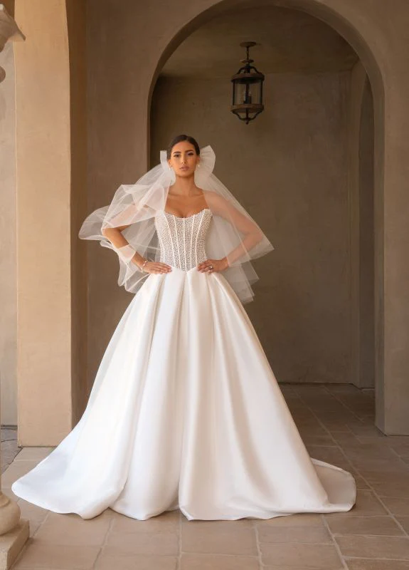 Kitty Chen Size 10 Amalia Diamond White Gown - Image 5