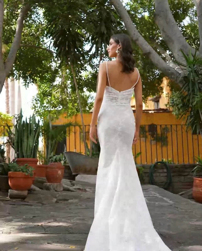 La Perle Size 10 LP2454 Taissa Ivory/Ivory Gown - Image 5