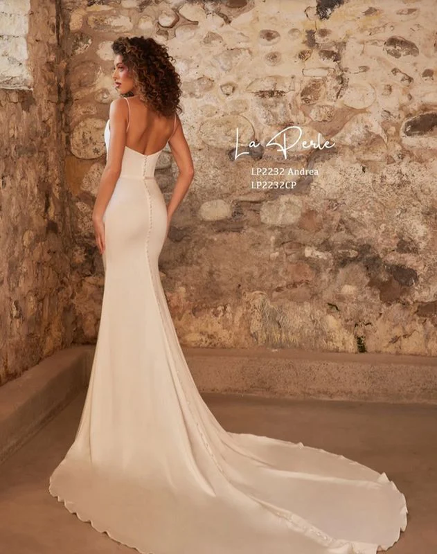 La Perle Size 4 LP2232 Andrea Ivory Gown - Image 3