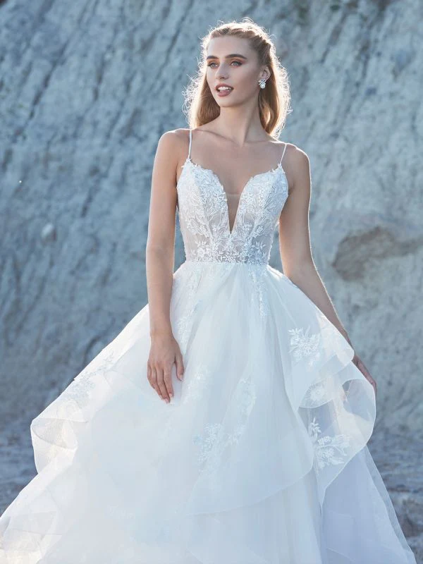L'amour Size 6 LA21115 Rosa Ivory/Ivory Gown - Image 2