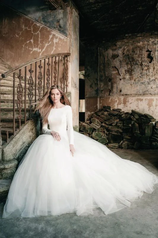 Size 18 Madison James MJ614 Ivory Gown - Image 3
