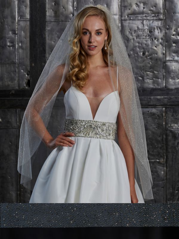 Marionat Size 120" 3866C Ivory/Gold Veil - Image 2