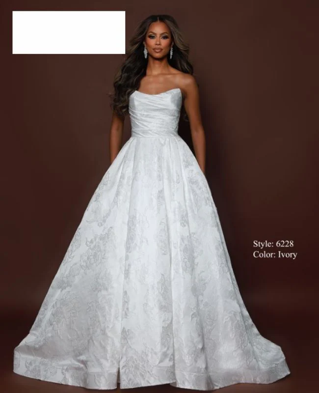 Size 10 Bridal Sense 6228Z Ivory Gown