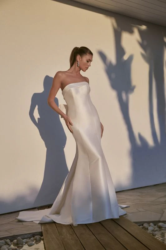 Size 10 Casablanca LE129 Arlo Ivory Gown