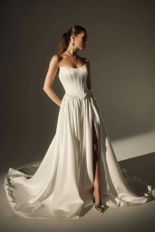 Size 10 Casablanca LE169 Diamond White Gown