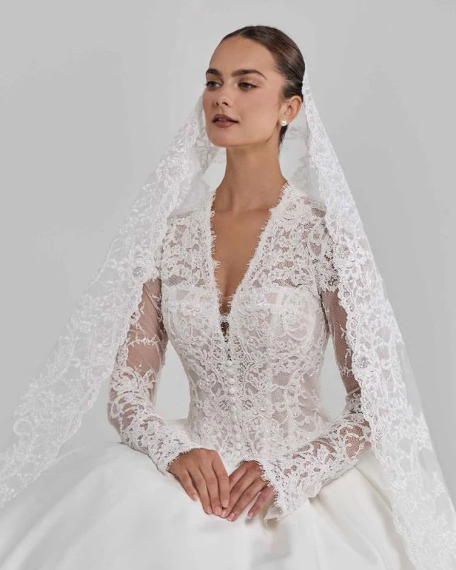 Size 12 BLANC B26105 Lunette Ivory/Skin Gown - Image 5
