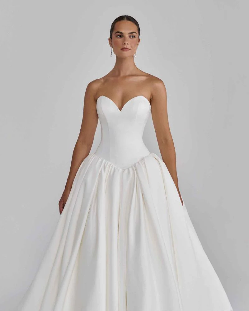Size 12 BLANC B26115 Contessina Ivory Gown - Image 5