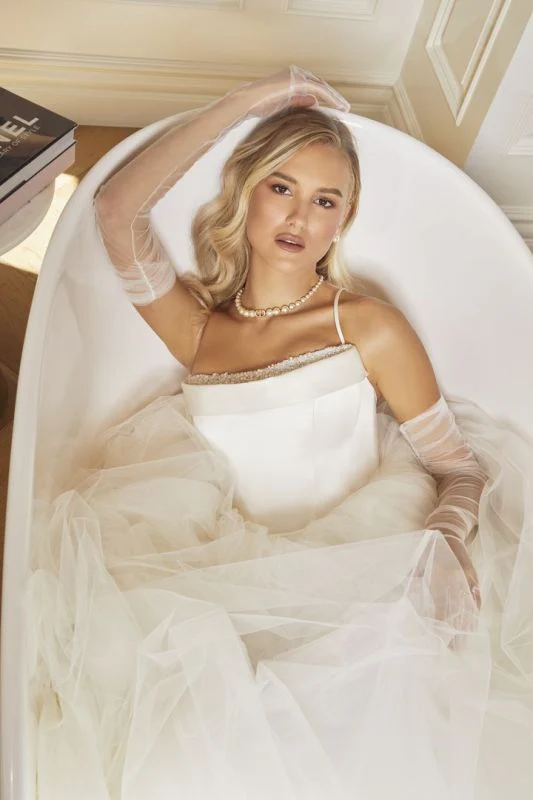Size 12 Casablanca 2567 Hepburn Ivory Gown - Image 2