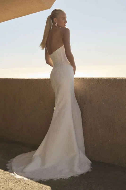 Size 12 Casablanca 2601 Veridiana Ivory/Ivory Gown - Image 4