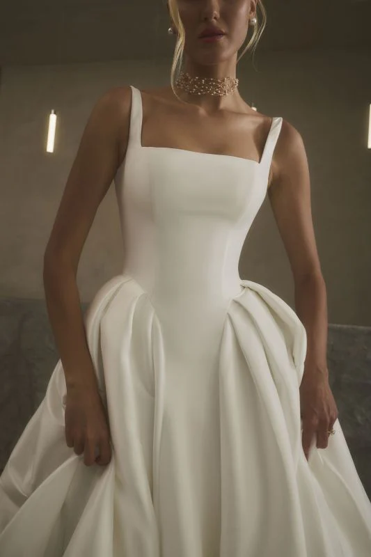 Size 12 Casablanca 2635 Miriam Ivory Gown - Image 2