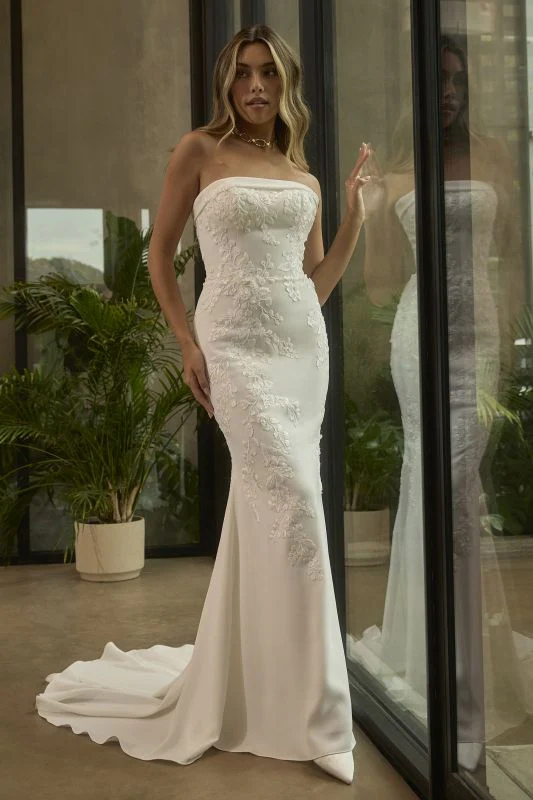 Size 12 Casablanca BL495 Acacia Ivory/Ivory Gown - Image 2