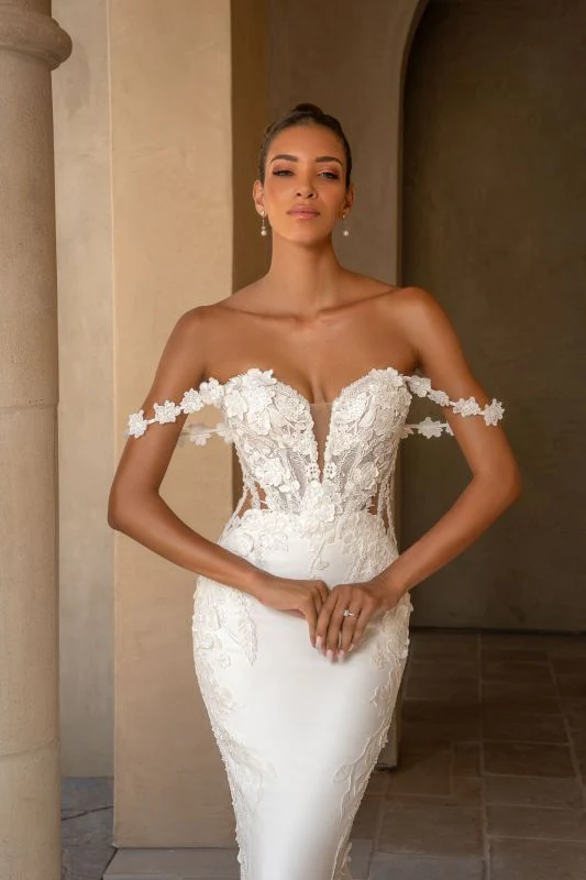 Kitty Chen Size 12 Cece Diamond White/Tan Gown - Image 3