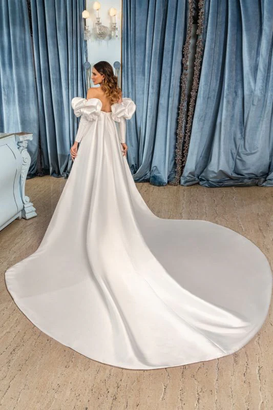 Size 12 Kitty Chen Primrose Ivory Gown - Image 4
