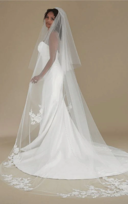 Size 120" Bel Aire V7931C Ivory Veil