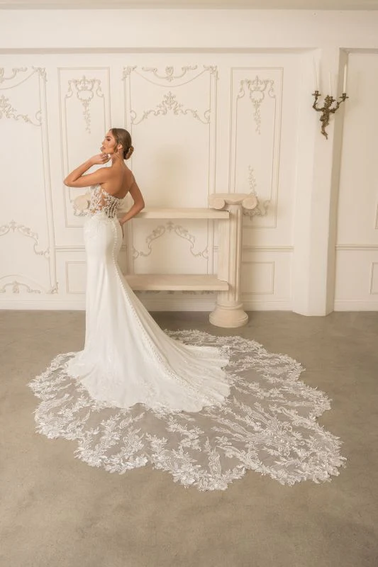 Size 14 Ivoire by Kitty Chen Valeria Diamond White/Khaki/Tan Gown - Image 5