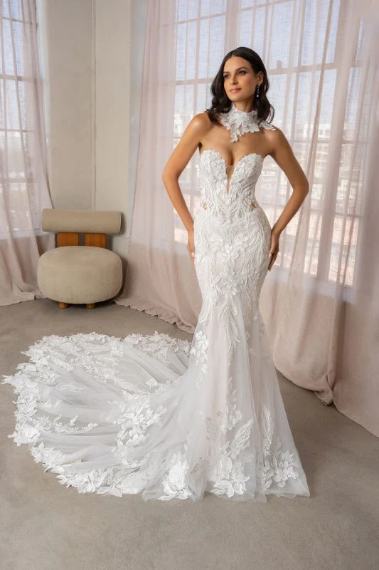 Size 14 Kitty Chen Alaya Ivory/Nude/Tan Gown