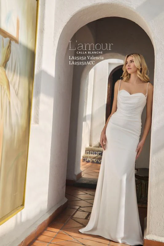 Size 14 L'amour LA25252 Valencia Ivory Gown - Image 3
