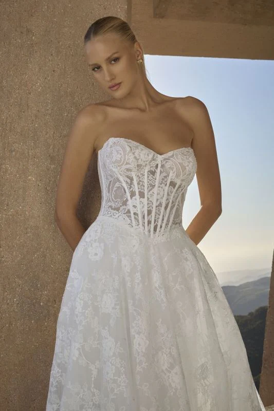Size 16 Casablanca 2621 Geneva Ivory/Nude/Ivory Gown - Image 2