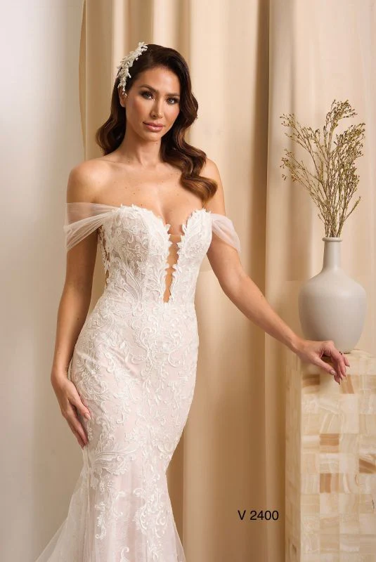 Ivoire by Kitty Chen Size 16 Aluring Ivory/Nude/Tan Gown - Image 2