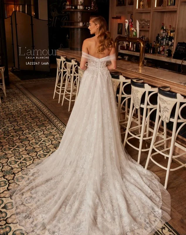 L'amour Size 16 LA22247 Leah Ivory Gown - Image 3