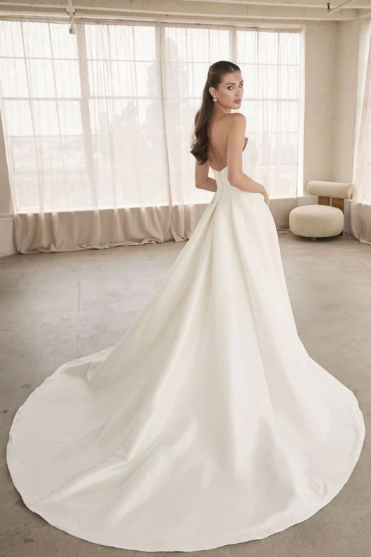 Casablanca Size 18C LE156 Lorraine Ivory Gown - Image 4