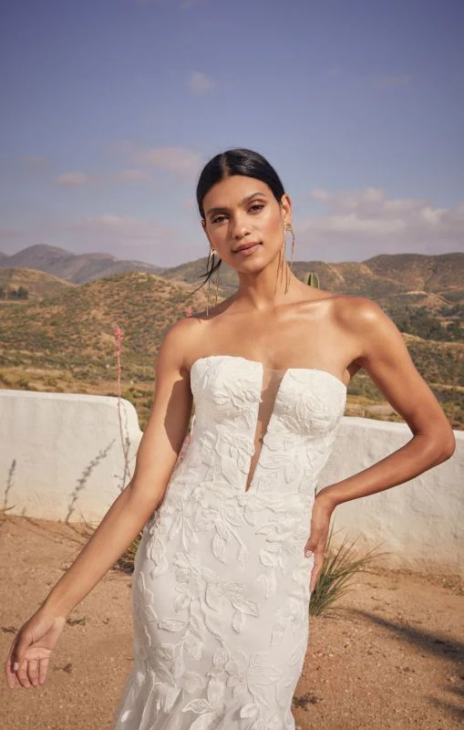 Size 20C Casablanca BL432 Colt Ivory/Nude/Ivory Gown - Image 2