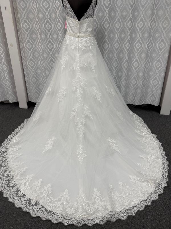 Bridal Sense Size 22 6135 Ivory Gown - Image 3