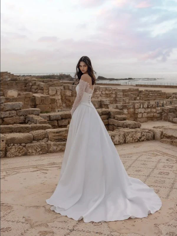 Size 4 Pnina Tornai 14997N Ivory Gown - Image 2