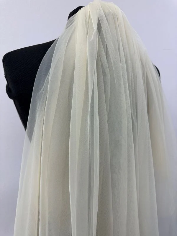 Private Collection Size 45" Peach Veil - Image 2