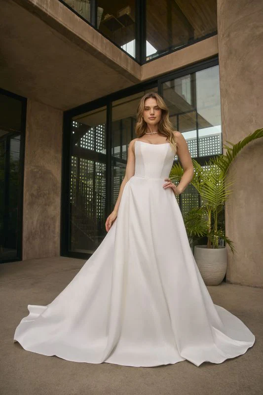 Casablanca Size 6 BL502-1 Marcelyn Ivory Gown