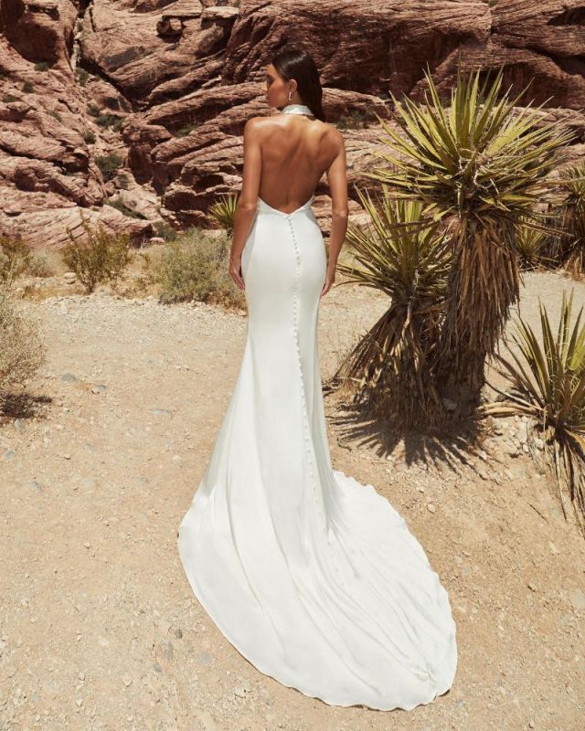 La Perle Size 6 LP2419 Lucia Ivory Gown - Image 3