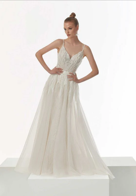 Size 6 Mori Lee 1231 Narcissa Ivory/Champagne Gown - Image 2