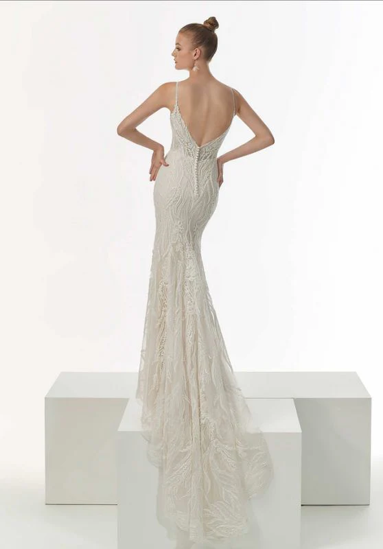 Size 6 Mori Lee 1231 Narcissa Ivory/Champagne Gown - Image 6