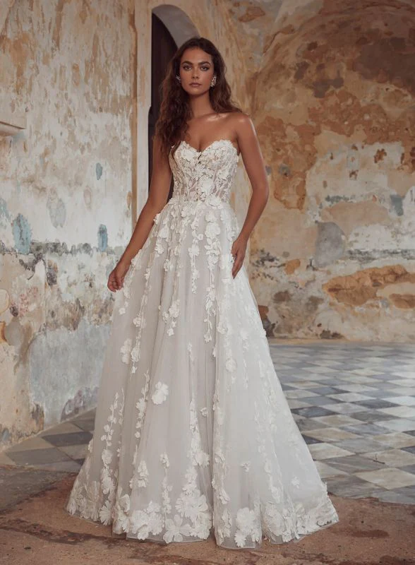 Calla Blanche Size 8 123111 Shania Ivory/Latte Gown