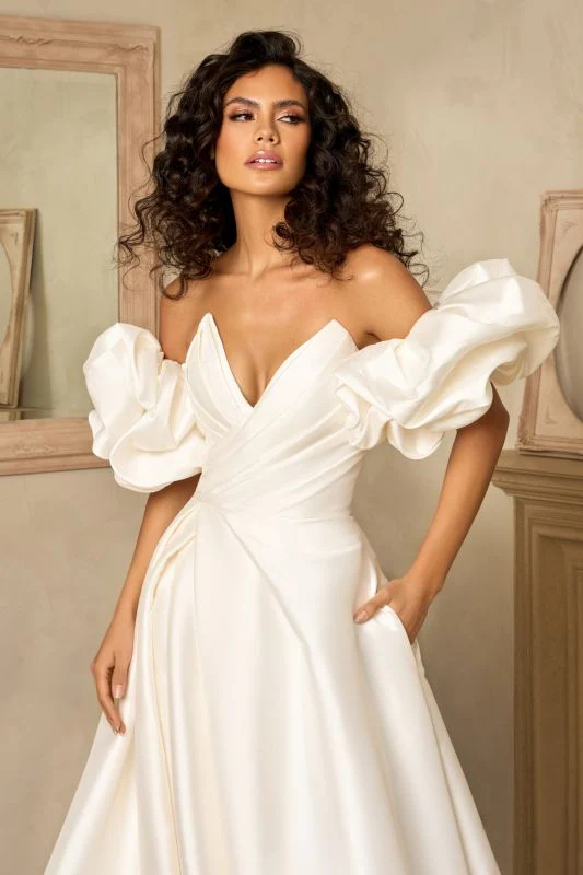 Ivoire by Kitty Chen Size 8 Grace Ivory Detachable Sleeves