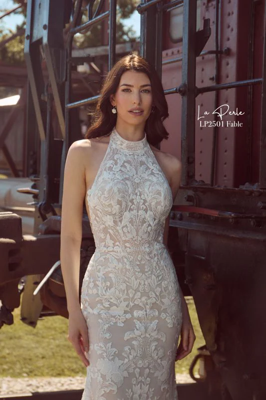 La Perle Size 8 LP2501 Fable Ivory/Light Nude Gown