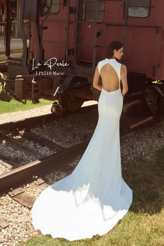 La Perle Size 8 LP2518 Maeve Ivory Gown - Image 3