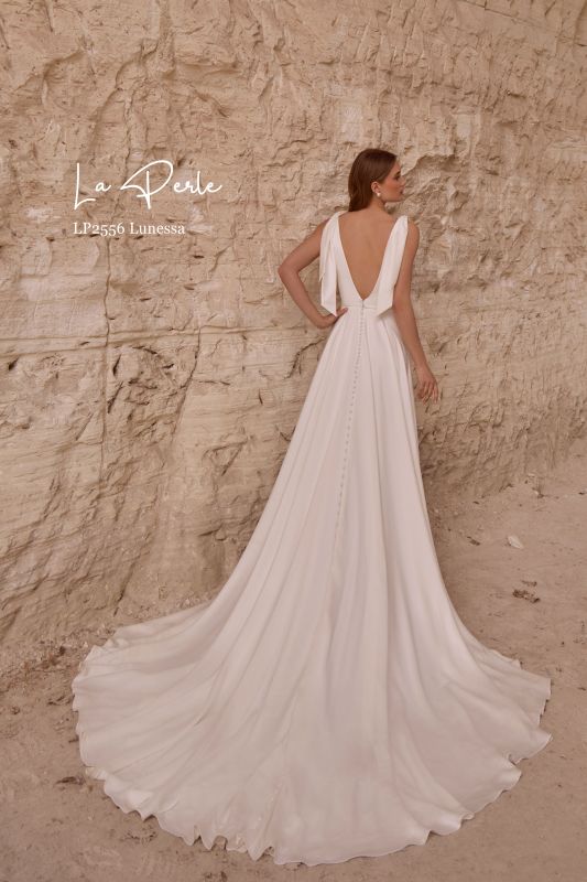 Size 8 La Perle LP2556 Lunessa Ivory Gown - Image 3