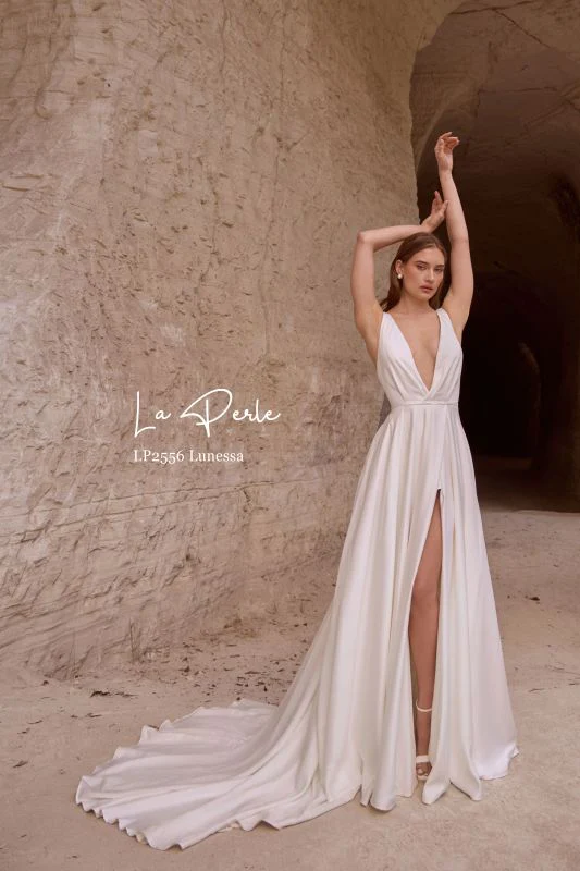 Size 8 La Perle LP2556 Lunessa Ivory Gown - Image 4