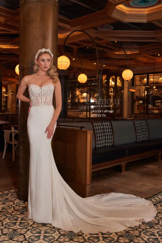 L'amour Size 8 LA22241 Afrooz Ivory Gown - Image 3
