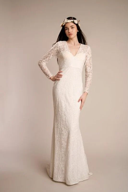 Size 8 Lotus Threads 71097 Vivian Ivory Informal
