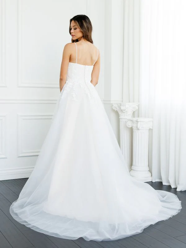 Eva Size L 5300 Off White/Almond Gown - Image 3